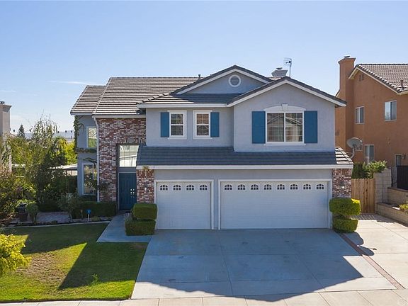 3rd image of 2969 Bavaria Dr