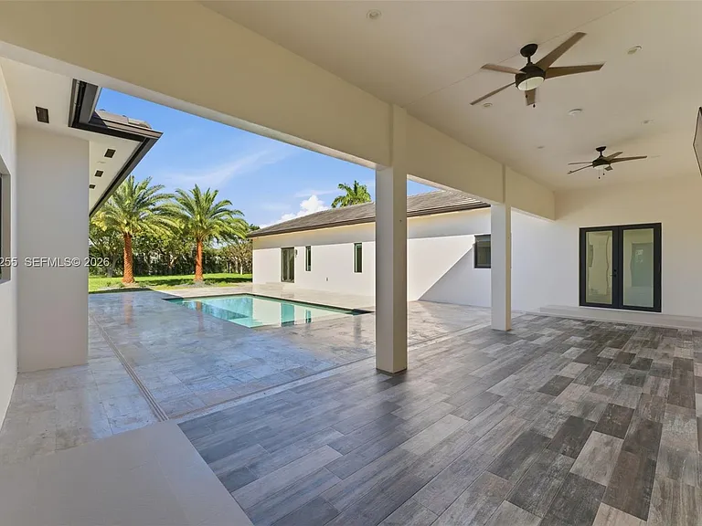 10005 SW 66th St — Photo 49