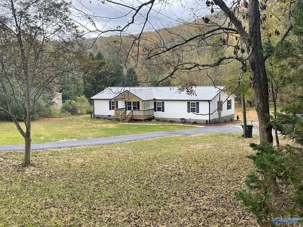 221 Valley Dr, Attalla, AL 35954
