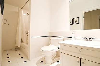 23 Washington Dr — Photo 12