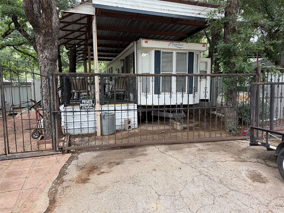 1st image of 2140 Redbud Dr