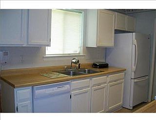 5th image of 318 Westminster Dr