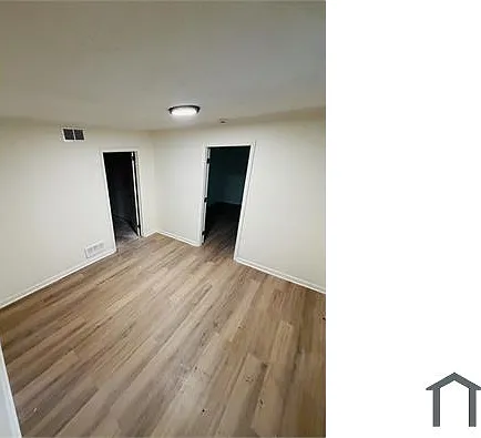 1033 Medina Dr — Photo 9