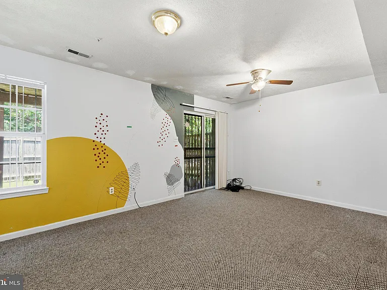 1518 Deep Gorge Ct — Photo 28