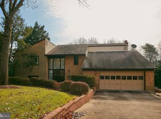 3805 Fort Hill Dr, Alexandria, VA 22310