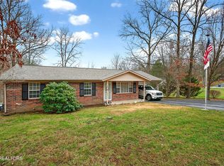 30 Oak St, Crossville, TN 38555