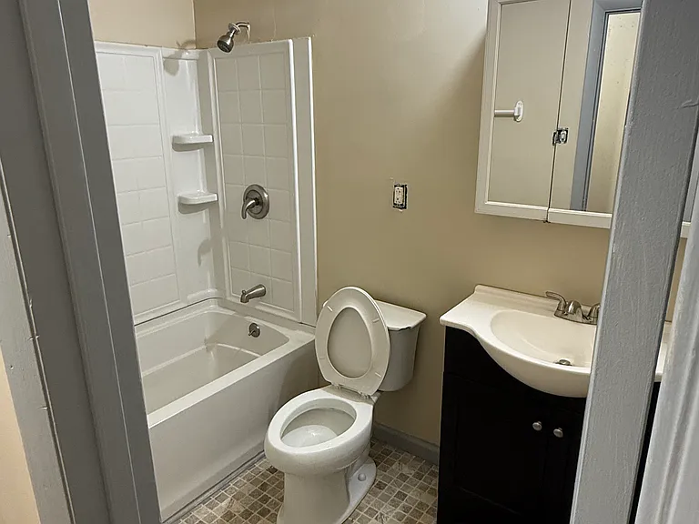 110 Willow St — Photo 10