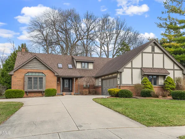 5310 Turnberry Ln, Sylvania, OH 43560