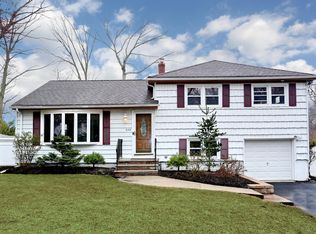 659 Russell Snow Dr, River Vale, NJ 07675