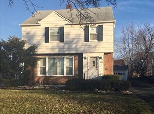 3885 Eastway Rd, South Euclid, OH 44118