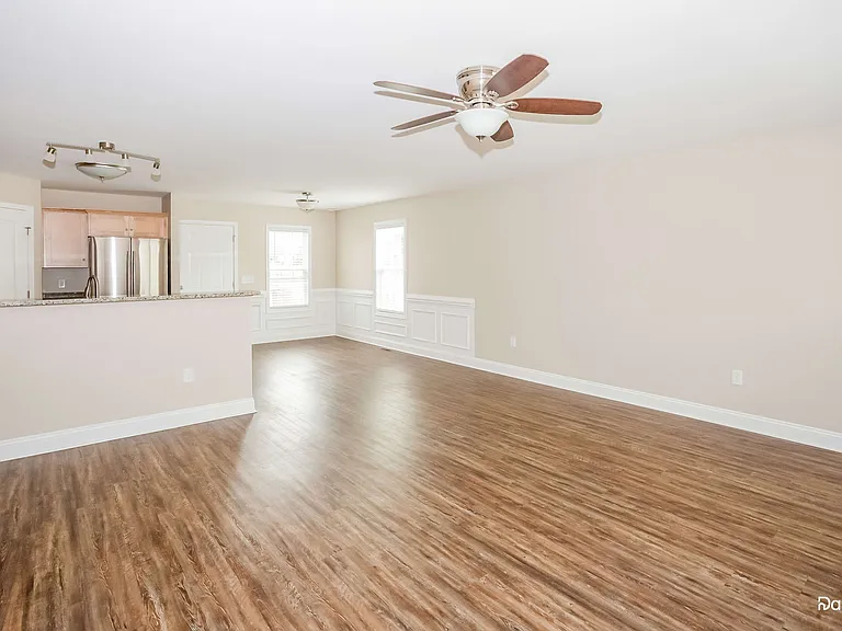 324 Rowan Mill Rd — Photo 6