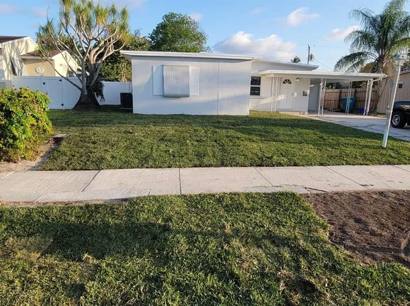 142 SE 4th Ave, Boynton Beach, FL 33435