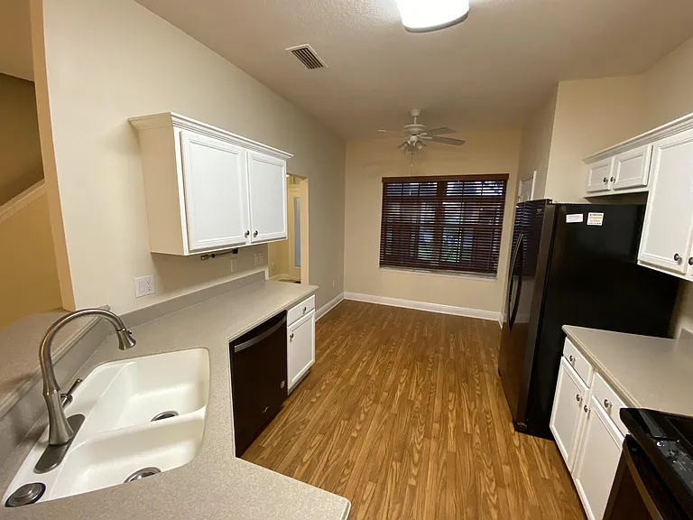 6124 Serene Pl — Photo 4