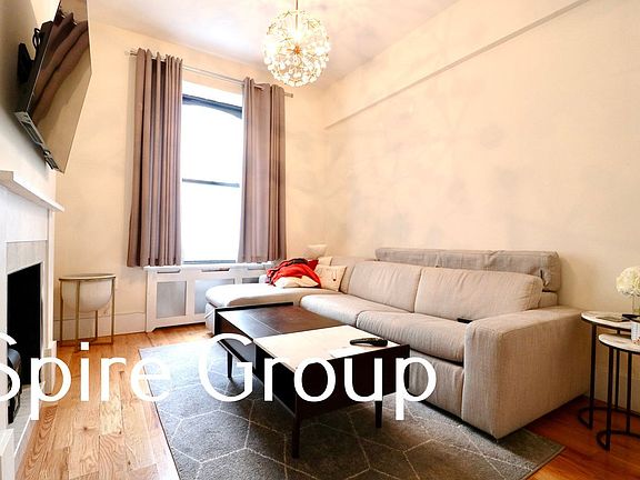 3rd image of 167 W 80th St APT 1D