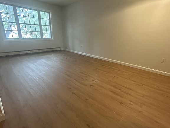 3rd image of 192 Washington St #103