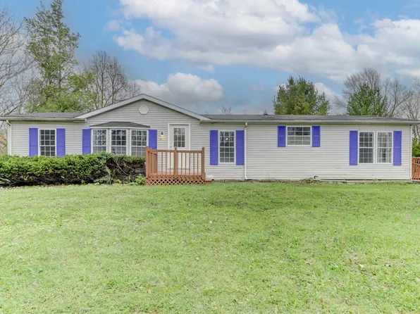 502 Marion Ave, Wheeler, IN 46393