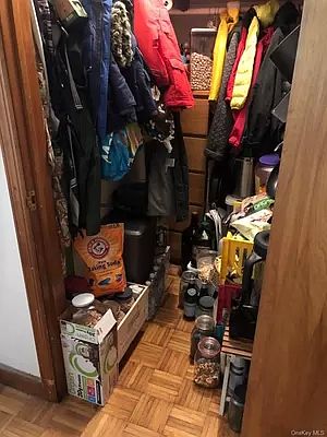 3rd image of 5714 Mosholu Ave