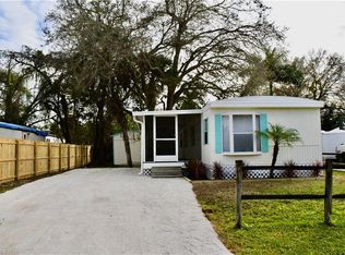 233 Sacramento St, North Fort Myers, FL 33903