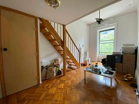 4th image of 43 W 69th St #3-C