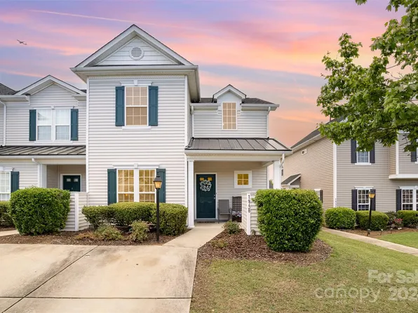 14738 Lions Pride Ct, Charlotte, NC 28273