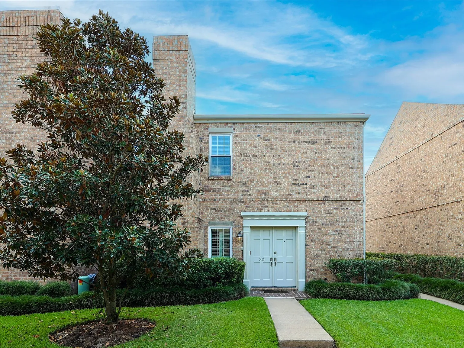 2 bed, 2.5 bath, 1588 sqft, $1,850 — Photo 2