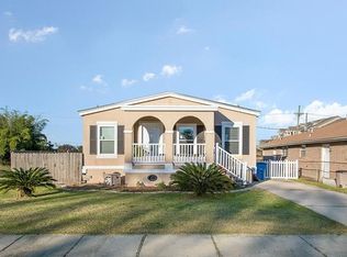 8401 Colonel Dr, Chalmette, LA 70043