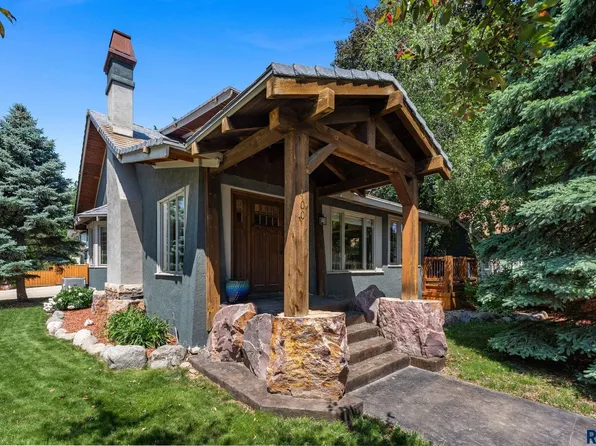 100 E 23rd St, Sioux Falls, SD 57105