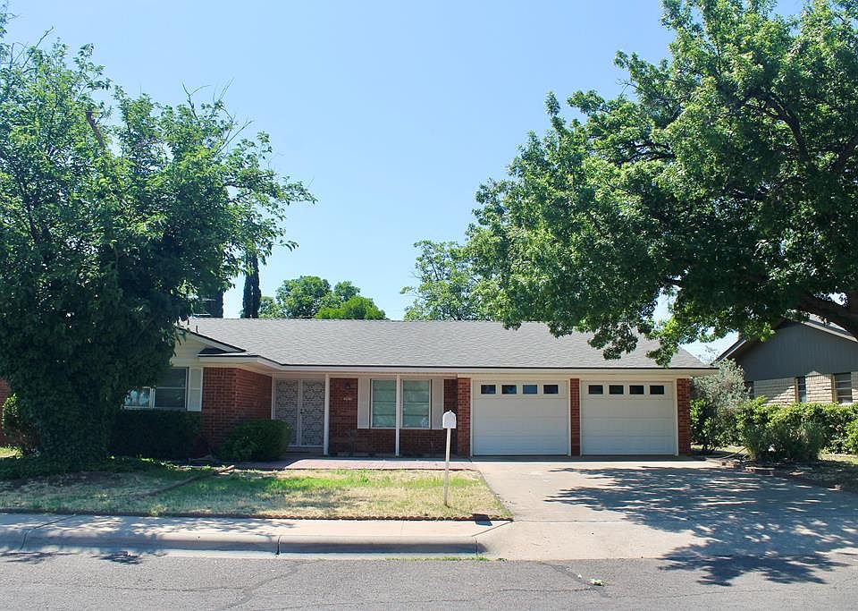 1st image of 4040 E Everglade Ave