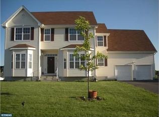 303 Crescent Dr, Bordentown, NJ 08505