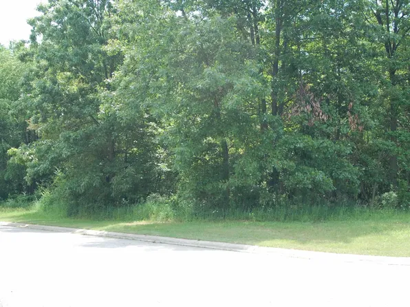 51322 Christian Dr #19, South Bend, IN 46628