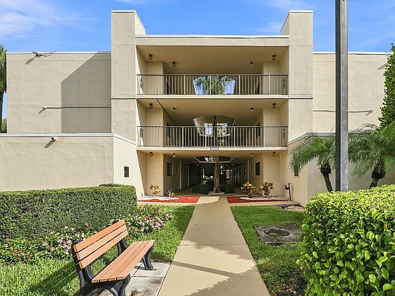 2nd image of 5370 Las Verdes Circle #304