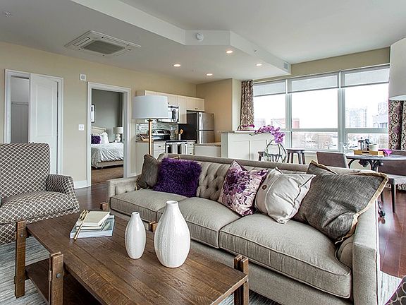 4th image of 248 N Columbus Blvd #308