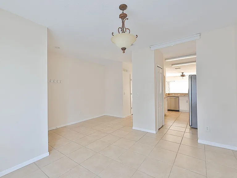 15843 Fishhawk View Dr — Photo 3