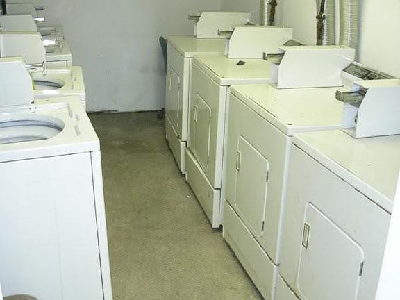3rd image of 19 Cummings Rd #B