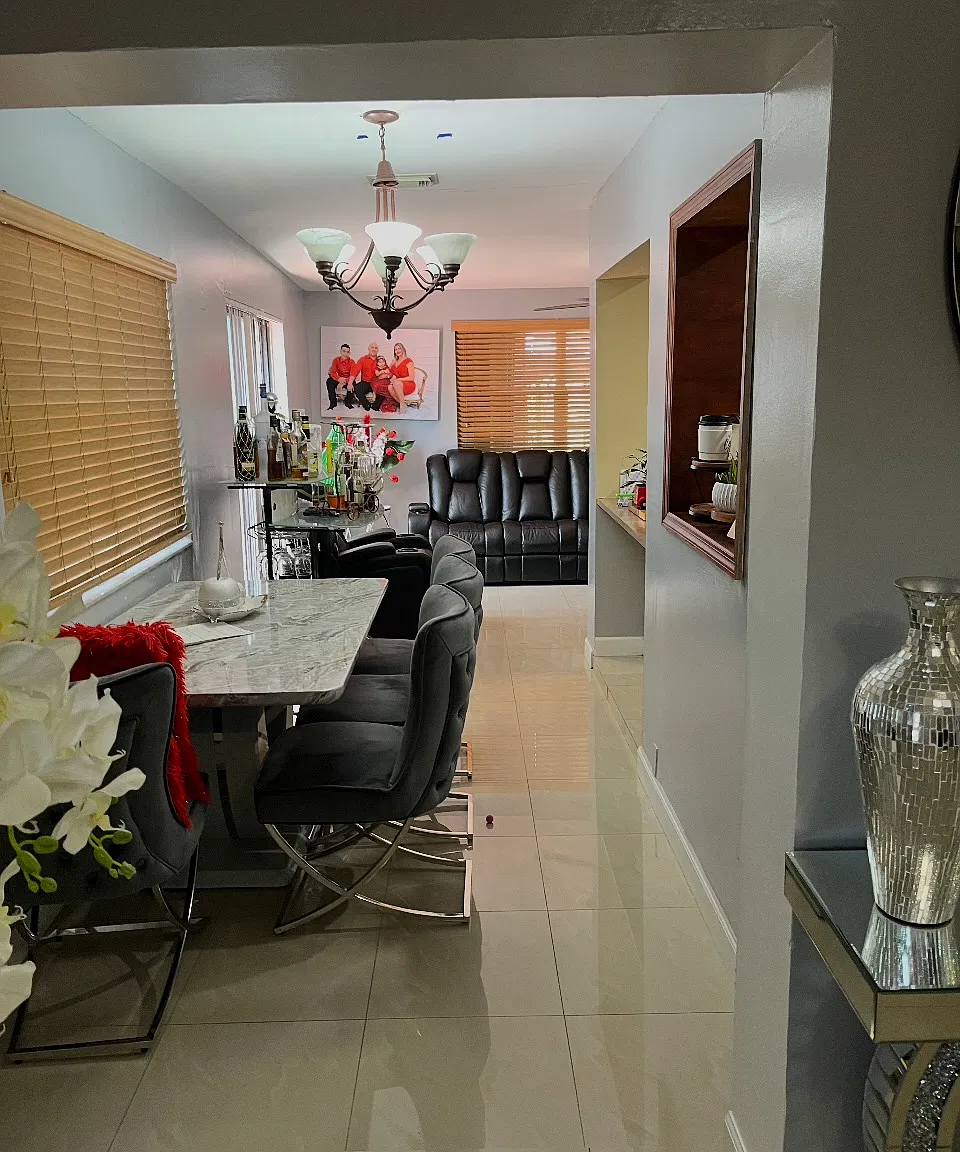 3 bed, 1200 sqft, $3,000 — Photo 4