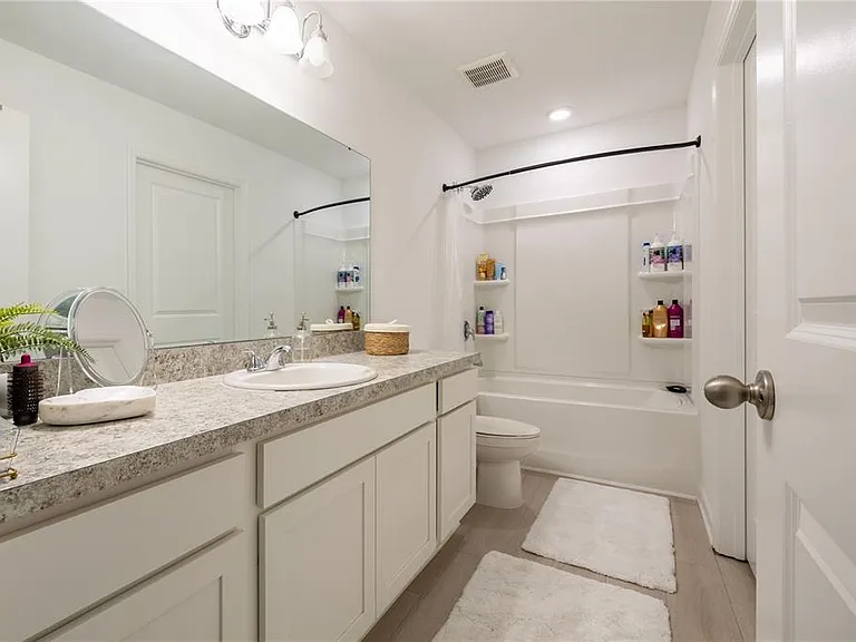 8688 Sportsman Loop — Photo 21