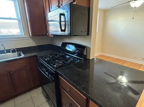 2636 W Foster Ave Floor 2, Chicago, IL 60625