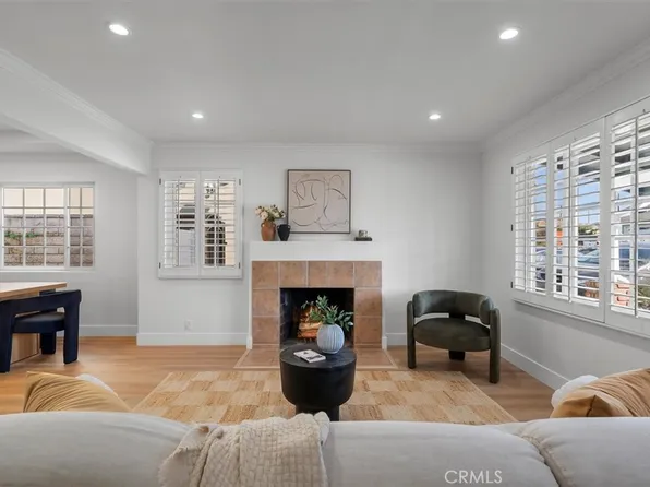 8769 Croydon Ave, Los Angeles, CA 90045