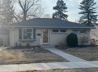 W169N8449 Sheridan Dr, Menomonee Falls, WI 53051
