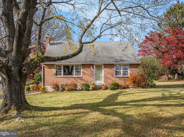 2390 Old Route 100, Barto, PA 19504