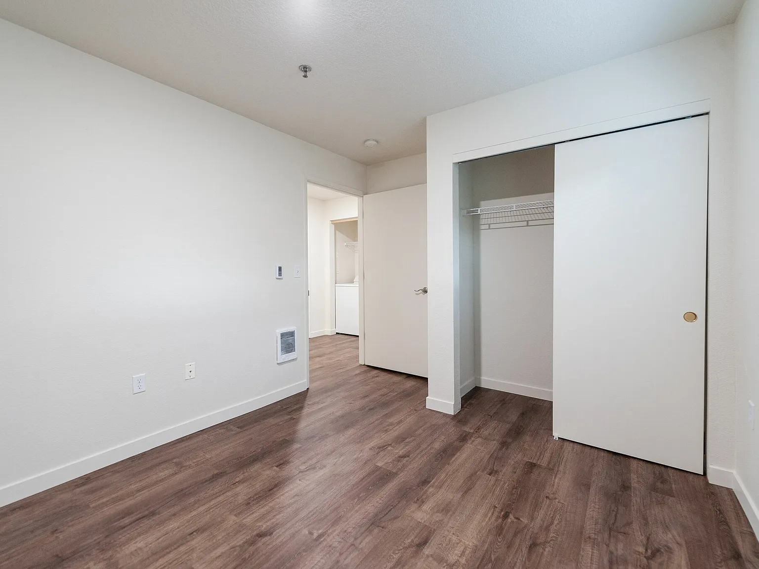 Orchard Glen — Photo 3