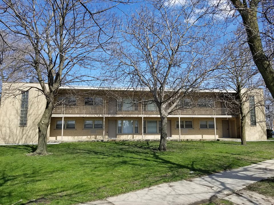 2nd image of 13727 S Brainard Ave