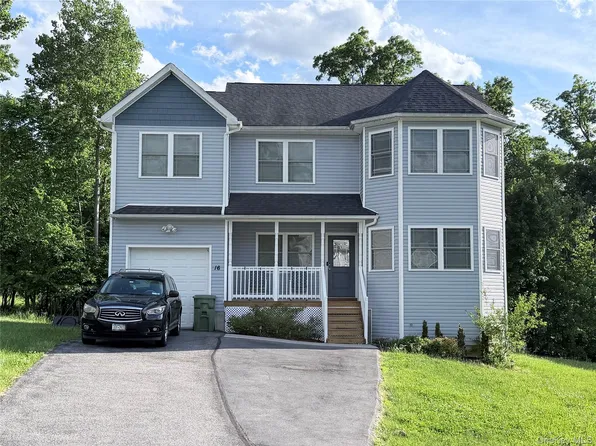 16 Houston Ext Avenue, Middletown, NY 10940