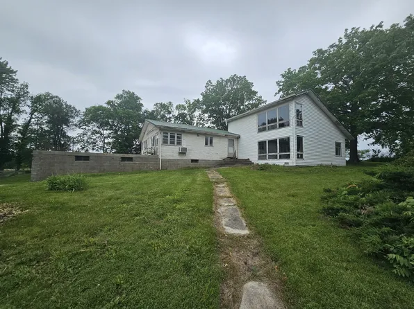 5256 NE Spring Hill Rd, Hamilton, MO 64644