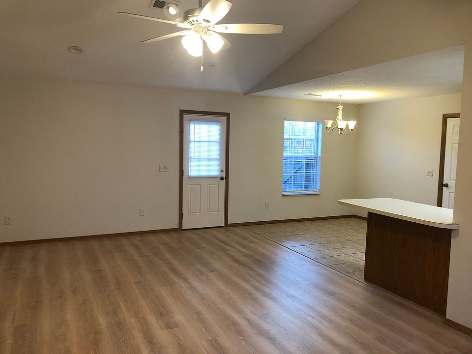 1st image of 1942 N Caton Dr