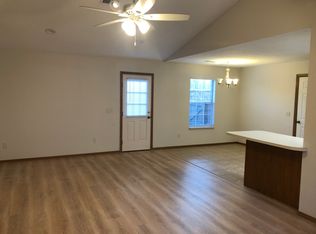 1942 N Caton Dr, Fayetteville, AR 72704