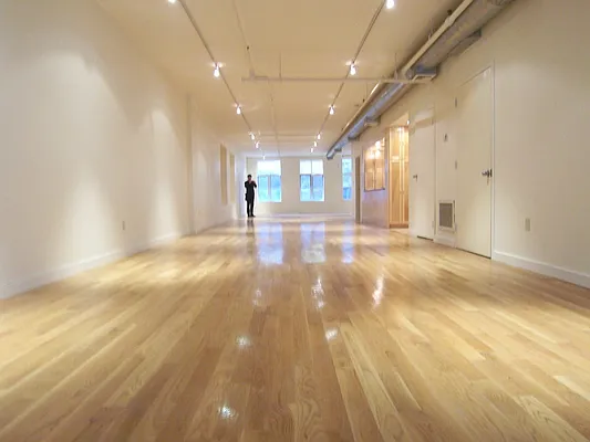 Rented by Gopal Realty Corp. | media 4