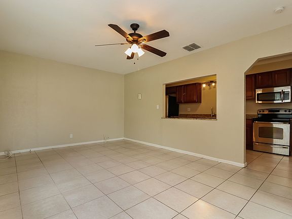 5th image of 533 S Crest Ave