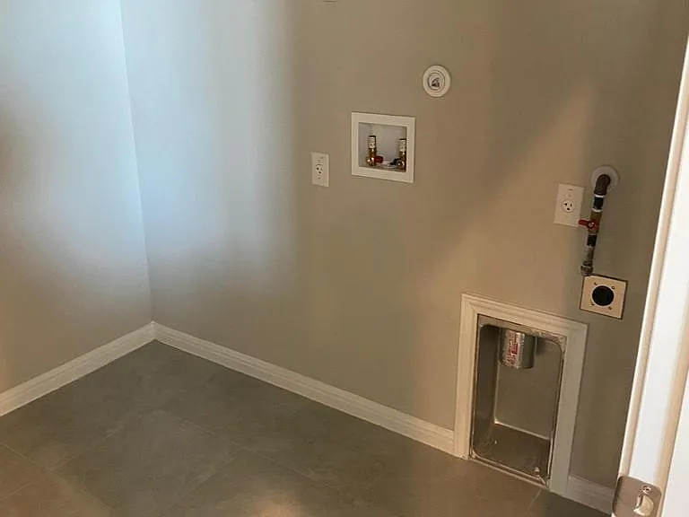 3201 College Park Dr — Photo 15