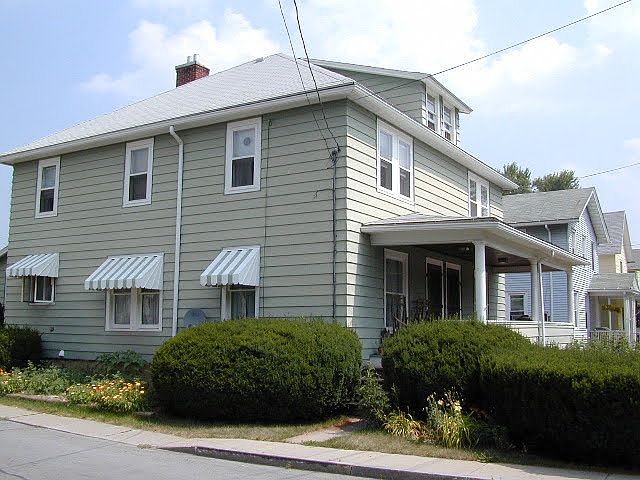 1st image of 96 Chapin St